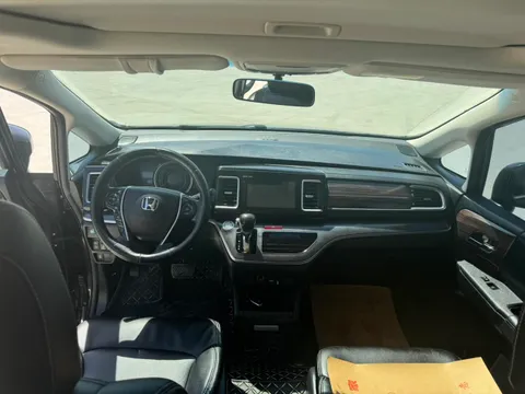 Honda Elysion
