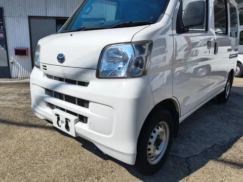 Toyota Pixis Van