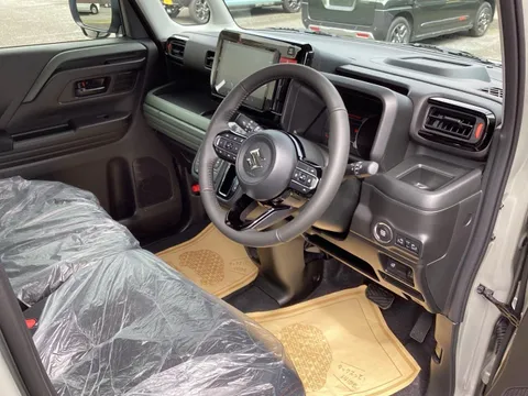 Suzuki Spacia Gear