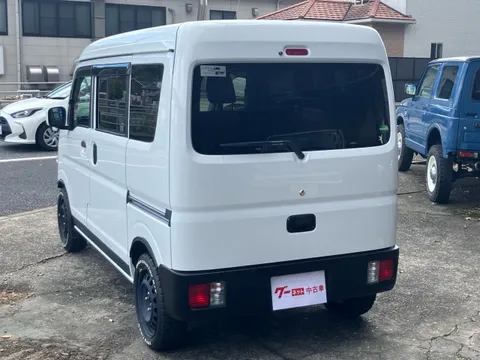 Nissan Clipper
