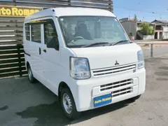 Mitsubishi Minicab Van