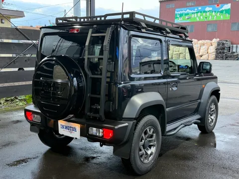Suzuki Jimny Sierra