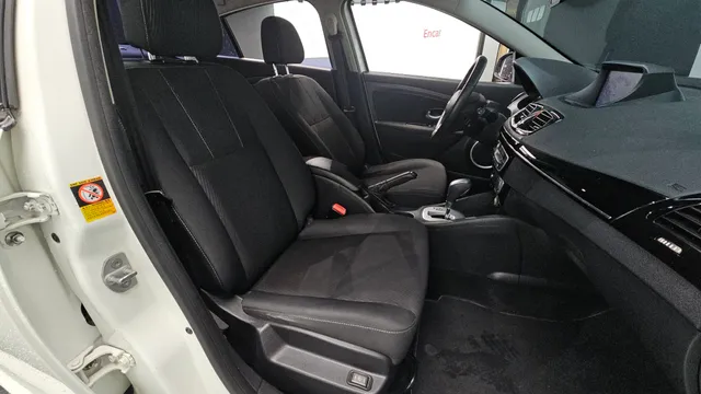 Renault SM3