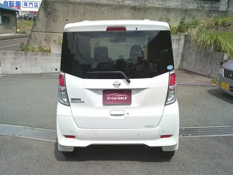 Nissan Dayz Roox