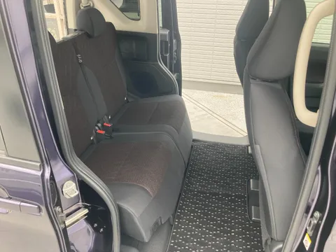 Mitsubishi eK X Space