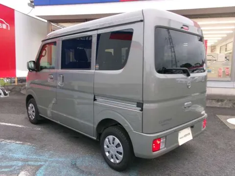 Nissan Clipper