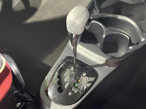 Toyota Yaris (Vitz)