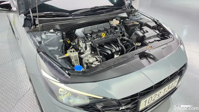 Hyundai Elantra (Avante)