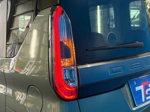 Mitsubishi Delica Mini