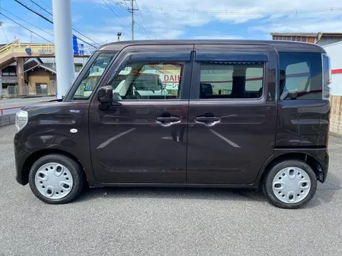 Suzuki Spacia