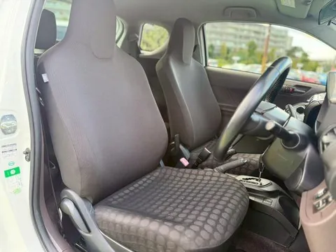 Toyota iQ