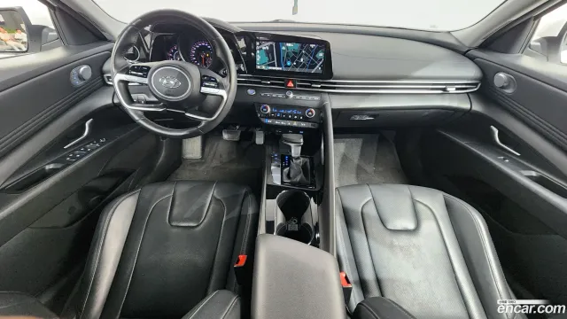 Hyundai Elantra (Avante)