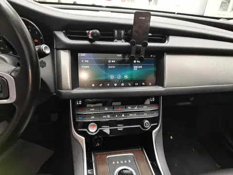 Jaguar XFL