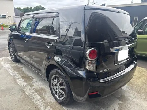 Toyota Corolla Rumion