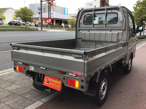 Nissan Clipper Truck