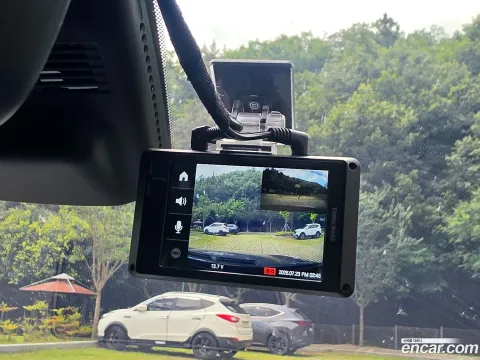 Genesis G90 (EQ900)