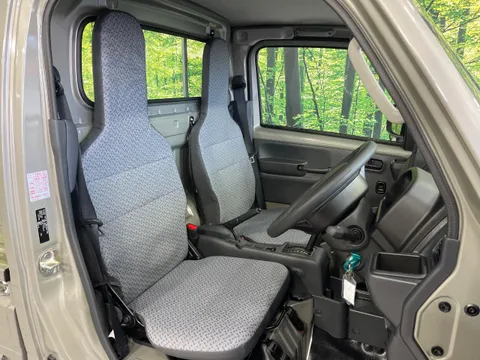 Nissan Clipper Truck