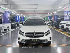 Mercedes-Benz Mercedes-Benz GLA