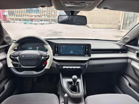 Baojun RC-5