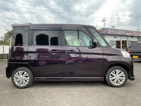 Suzuki Spacia
