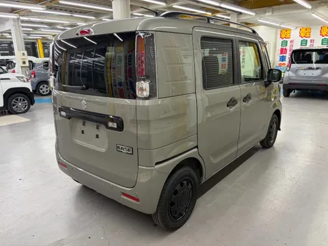 Suzuki Spacia Base