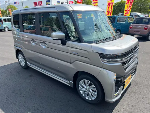 Suzuki Spacia Custom