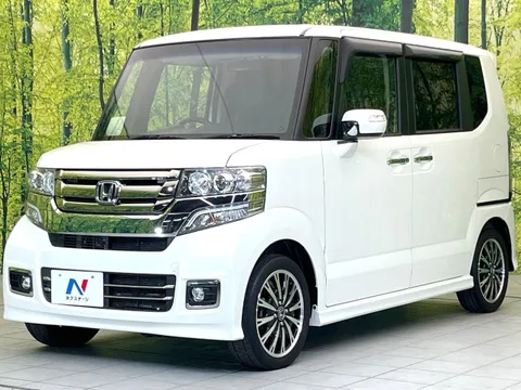 Honda N-BOX Custom