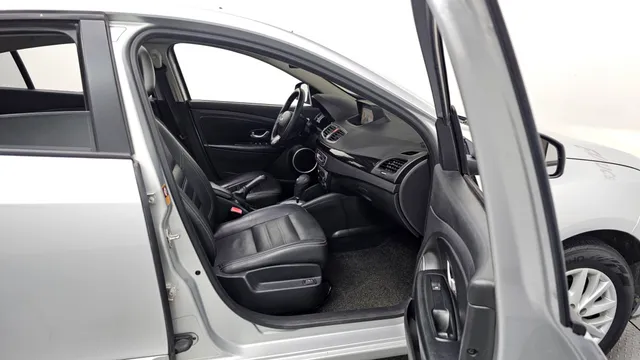 Renault SM3