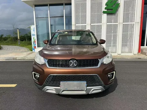 BAIC Senova X35