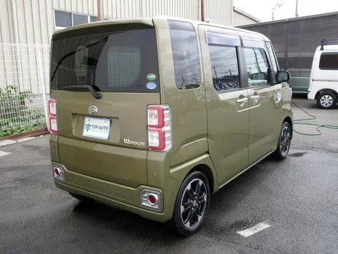 Daihatsu Wake