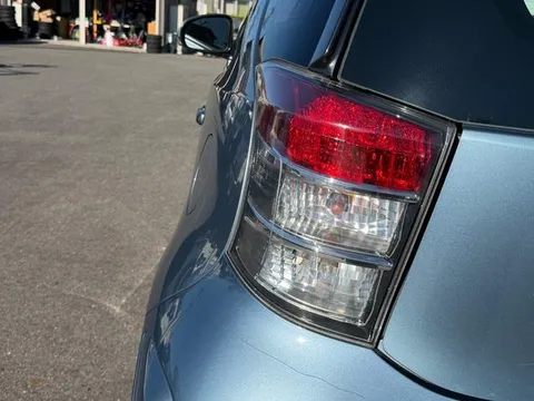 Toyota iQ
