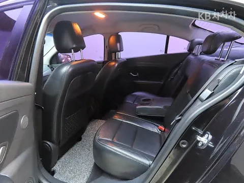 Renault SM3