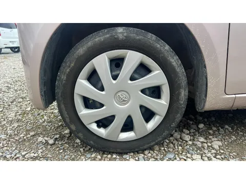 Toyota Pixis Space