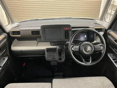 Suzuki Spacia