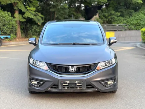 Honda Jade