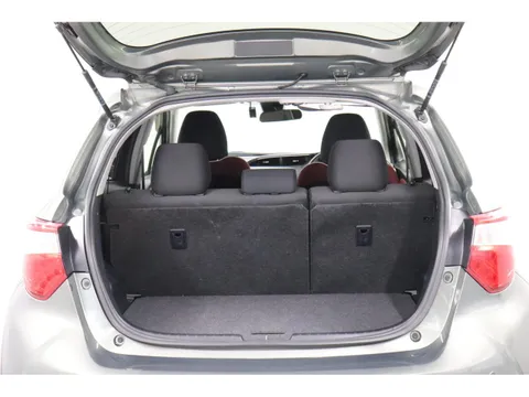Toyota Yaris (Vitz)