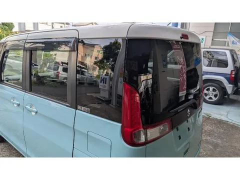 Suzuki Spacia