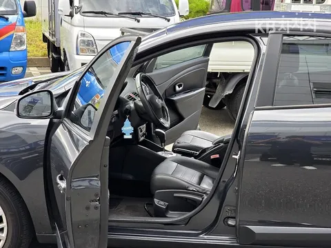 Renault SM3