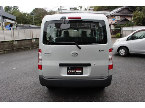 Toyota TownAce Van