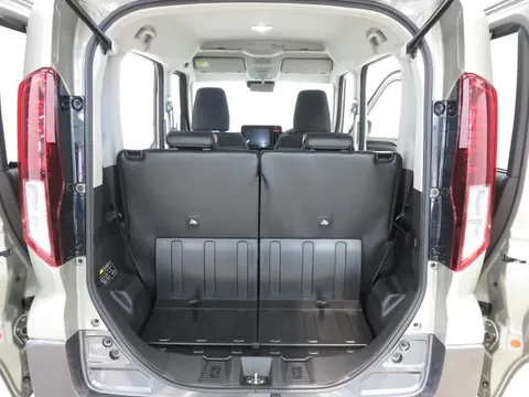 Suzuki Spacia Gear