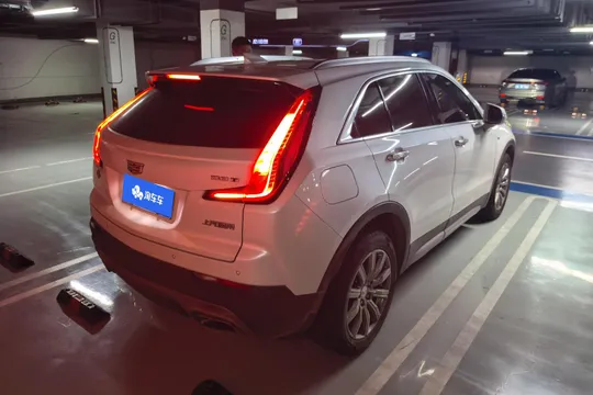 Cadillac XT4