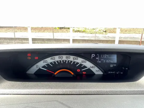 Toyota Pixis Mega