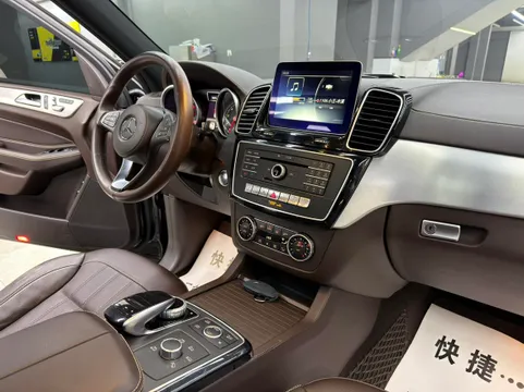Mercedes-Benz Mercedes-Benz GLS