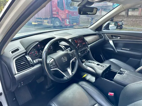 Honda Avancier