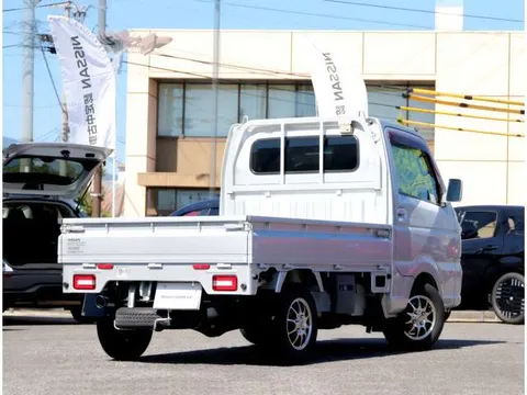Nissan Clipper Truck