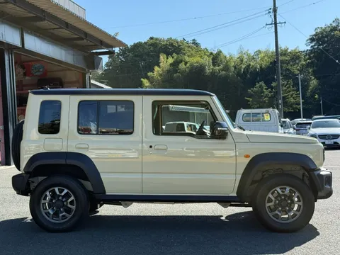 Suzuki Jimny Nomade