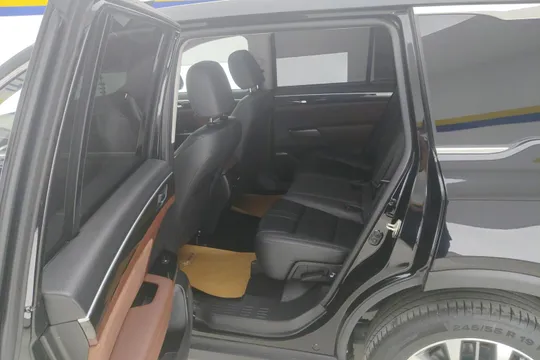 Gac GS8