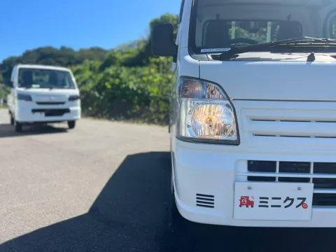 Mitsubishi Minicab Truck