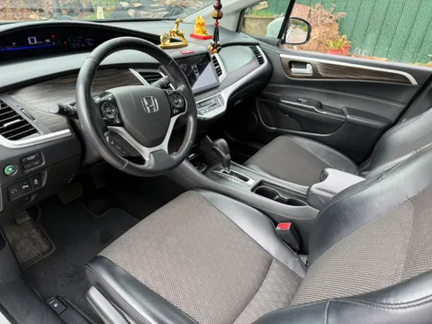 Honda Jade