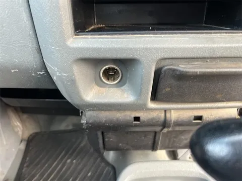 Mitsubishi Minicab Van